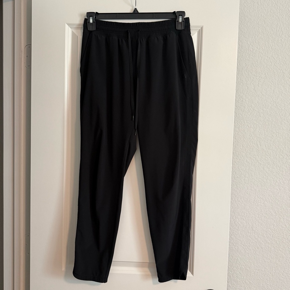 GAP FIT BLACK DRAWSTRING JOGGERS SIZE SMALL